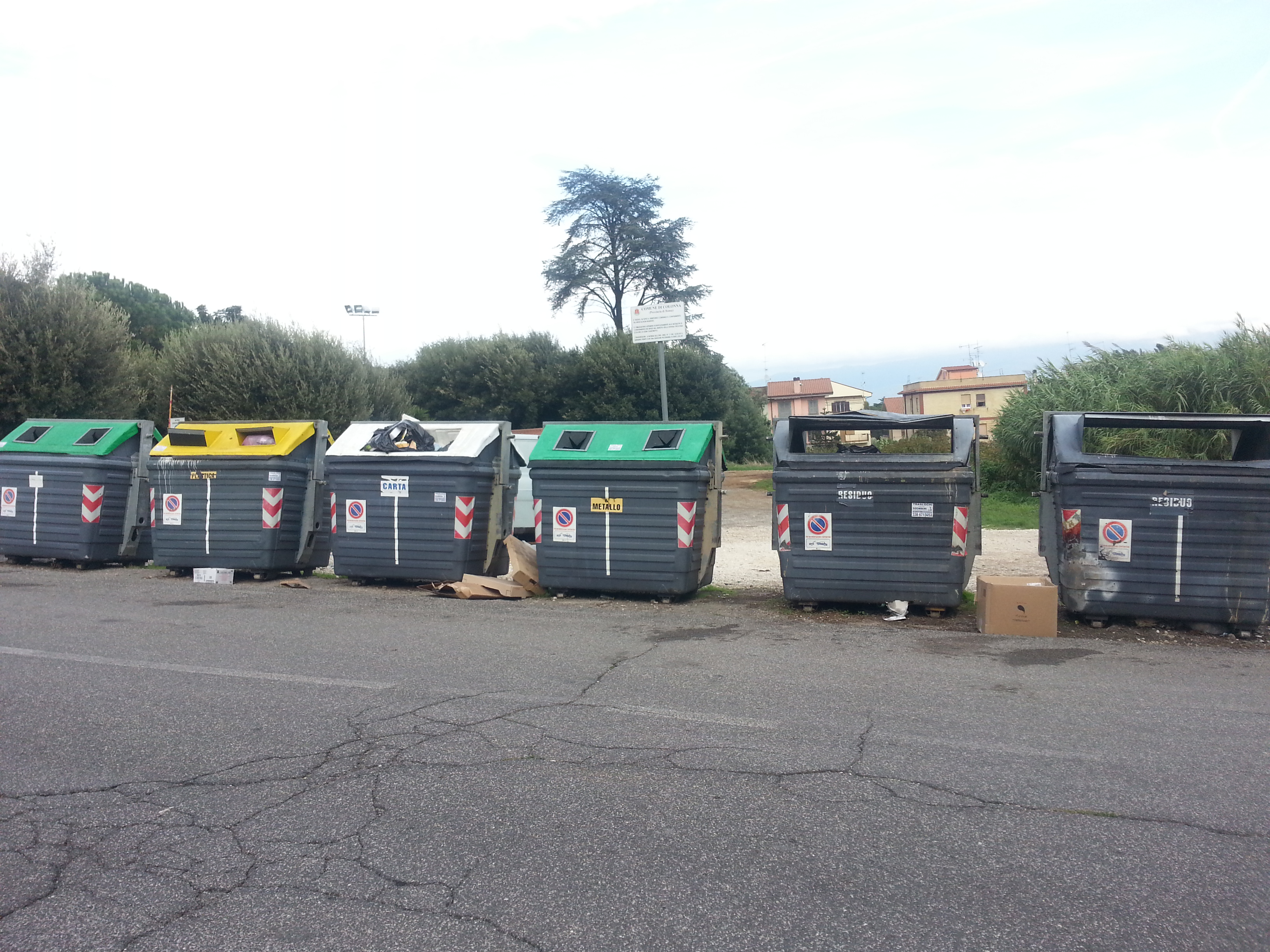 Rifiuti abbandonati 