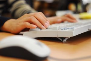 Cep - Avviso di selezione per assunzione n. 8 "Addetto operazioni clientela"